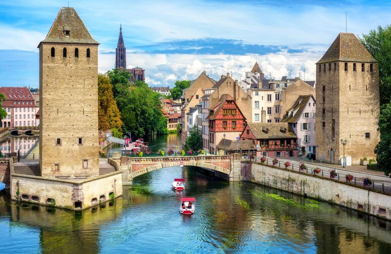 Elit Benelux Paris Alsace İsviçre Almanya Turu THY ile 7 Gece Ekstra Turlar Dahil Sömestr Dönemi (ZRH - CGN)