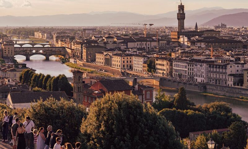 ROMA & FLORANSA Pegasus  Hava Yolları ile 4 Gece