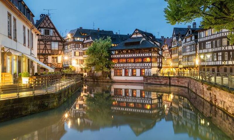 Elit Benelux Paris Alsace İsviçre Almanya Turu THY ile 7 Gece Ekstra Turlar Dahil Sömestr Dönemi (ZRH - CGN)