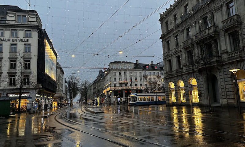 Elit Benelux Paris Alsace İsviçre Almanya Turu THY ile 7 Gece Ekstra Turlar Dahil Sömestr Dönemi (ZRH - CGN)